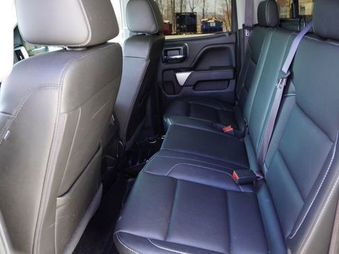 Used 2016 Chevrolet Silverado 2500 LTZ w/ LTZ Plus Package image 19