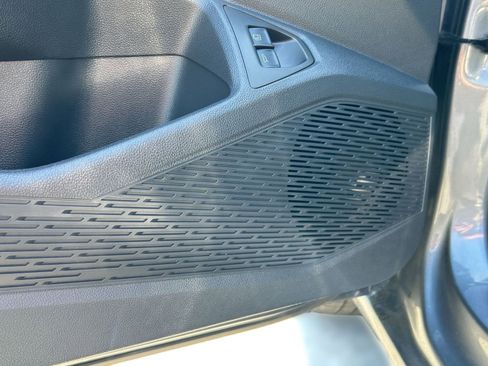 Used 2024 Volkswagen Jetta SE FWD image 22
