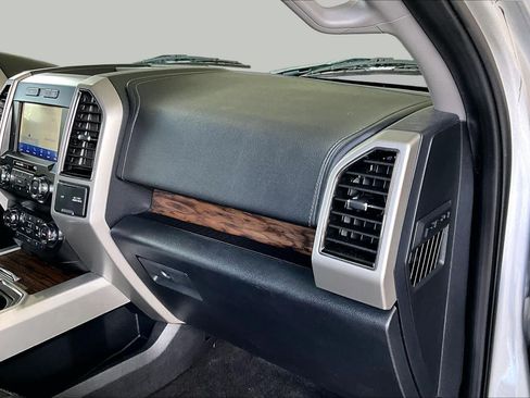 Used 2019 Ford F150 Lariat AWD/4WD image 18