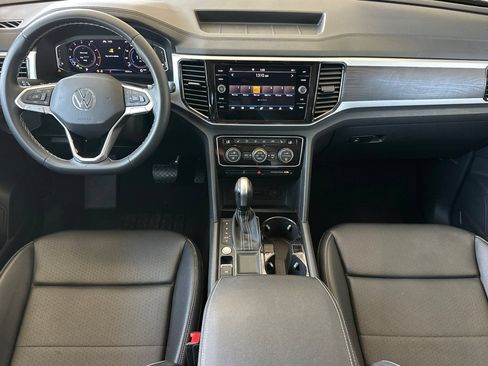 Used 2023 Volkswagen Atlas SE FWD image 13
