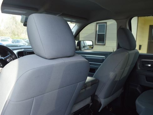 Used 2019 RAM 1500 Classic SLT RWD image 20