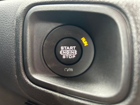 New 2026 Jeep Gladiator Sport image 18