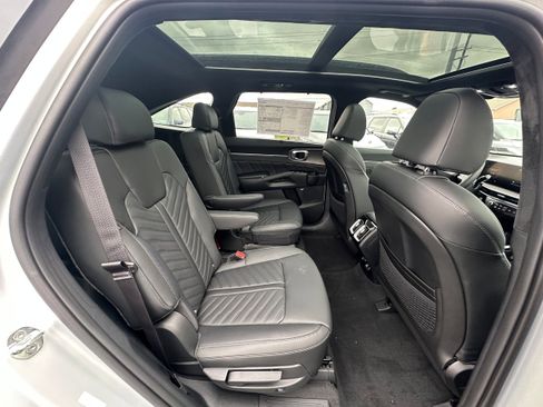 New 2026 Kia Sorento SX Prestige image 18