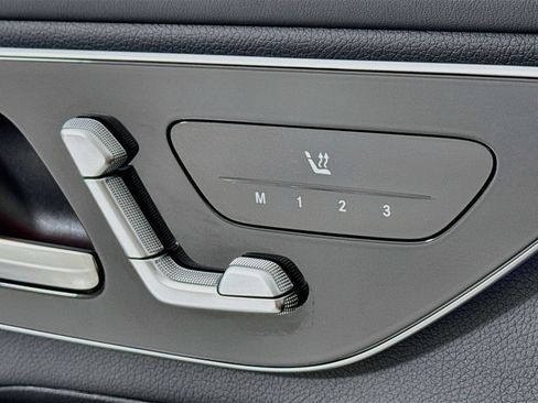 Used 2026 Mercedes-Benz GLC 300 image 21