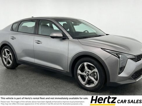 Used 2025 Kia K4 FWD image 1