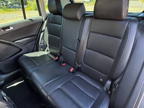 Used 2017 Volkswagen Tiguan S AWD/4WD image 25