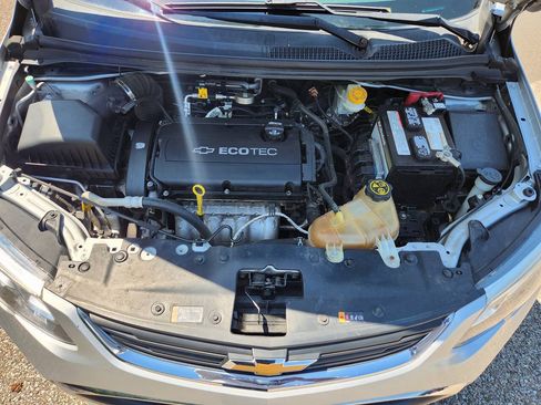 Used 2018 Chevrolet Sonic LS FWD image 11