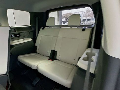 Certified 2025 Hyundai Santa Fe SEL image 27