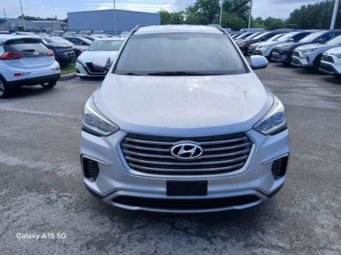 Used 2017 Hyundai Santa Fe SE AWD/4WD image 6