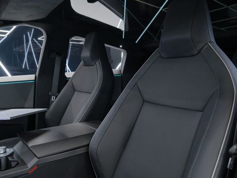 Used 2026 Tesla Cybertruck Cyberbeast AWD/4WD image 11