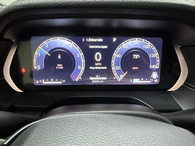 Used 2023 Jeep Grand Cherokee L Limited w/ Black Appearance Package AWD/4WD image 19