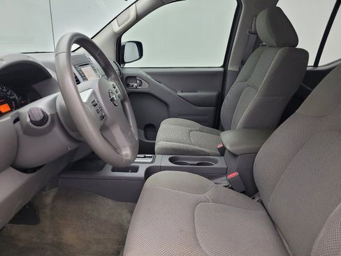 Used 2018 Nissan Frontier SV image 17