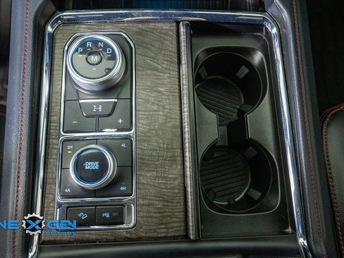 Used 2023 Ford Expedition Max Limited AWD/4WD image 24