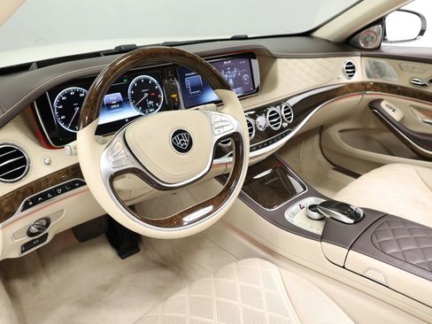 Used 2016 Mercedes-Benz Maybach S 600 image 23