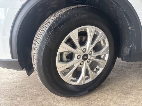 Used 2023 Ford Escape Active image 36