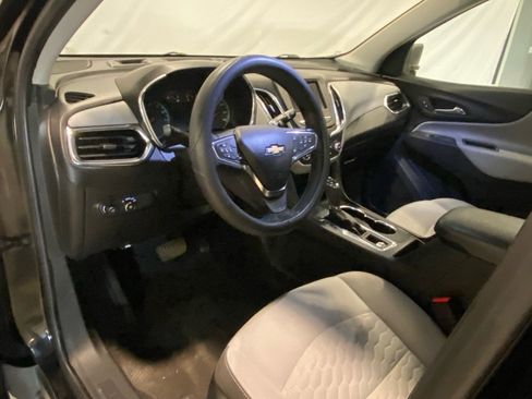 Used 2021 Chevrolet Equinox LS image 16