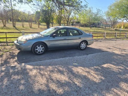 Used 2005 Ford Taurus SE FWD image 7