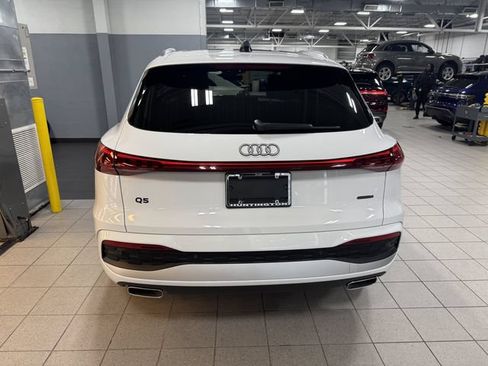 Used 2025 Audi Q5 Premium w/ Convenience Package AWD/4WD image 6