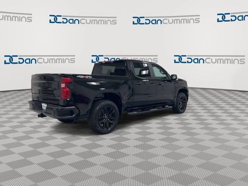 Used 2024 Chevrolet Silverado 1500 Custom w/ Turbomax Blackout Package AWD/4WD image 8