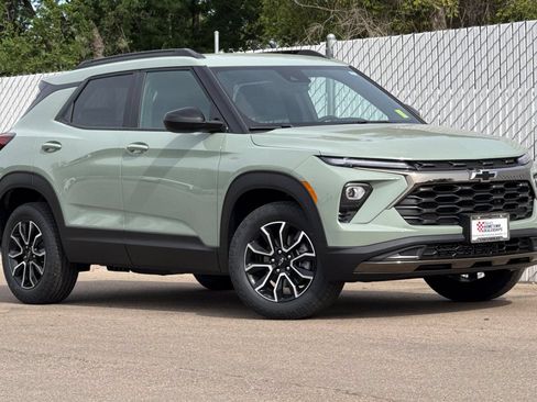 New 2026 Chevrolet TrailBlazer ACTIV w/ Driver Confidence Package AWD/4WD image 2