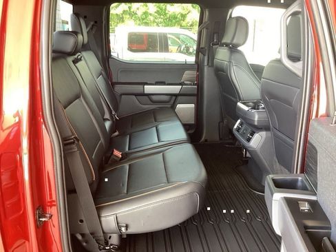 New 2025 Ford F150 Lariat w/ Equipment Group 501A Mid image 33