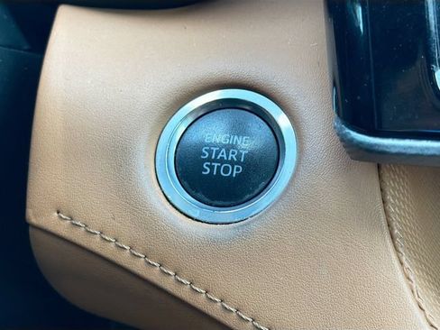 Used 2020 Toyota Highlander Platinum AWD/4WD image 38