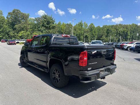 Used 2021 Chevrolet Colorado Z71 w/ Z71 Midnight Edition AWD/4WD image 8