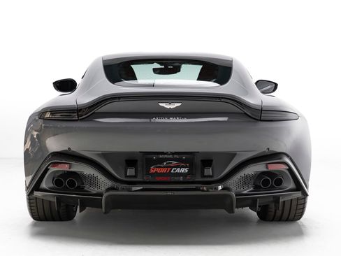 Used 2020 Aston Martin V8 Vantage AMR RWD image 9