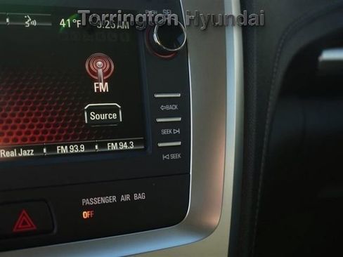 Used 2016 GMC Acadia SLE image 20