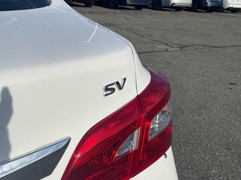 Used 2019 Nissan Sentra SV image 5