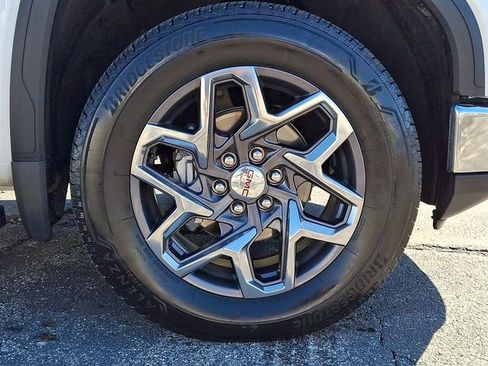 Used 2024 GMC Sierra 1500 SLT w/ SLT Premium Plus Package image 10