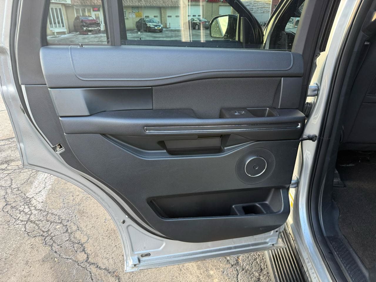 Used 2020 Ford Expedition XL AWD/4WD image 34