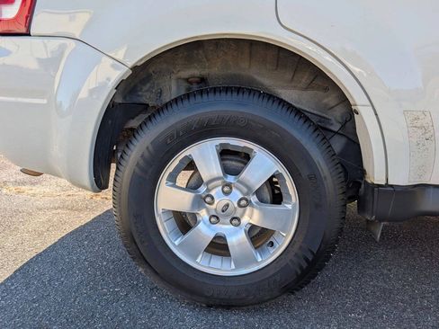 Used 2012 Ford Escape Limited FWD image 12