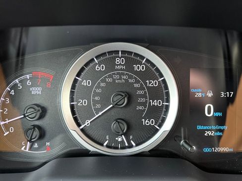 Used 2020 Toyota Corolla LE image 17