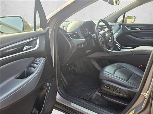 Used 2019 Buick Enclave Essence AWD/4WD image 22