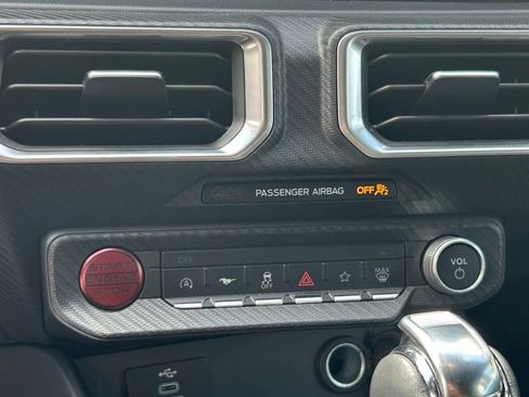 Used 2025 Ford Mustang Premium image 24