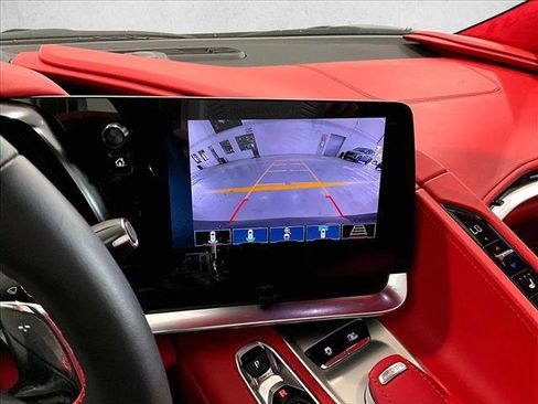 Used 2025 Chevrolet Corvette Stingray Premium Conv w/ 3LT RWD image 22