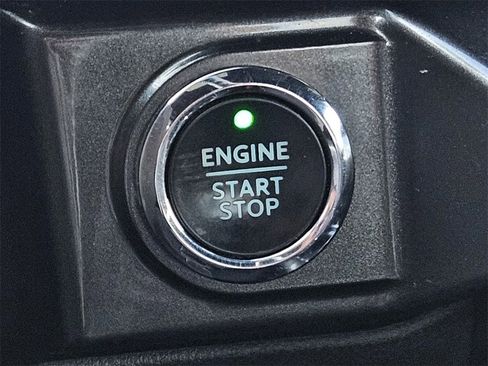 Used 2021 Ford F150 XLT w/ Equipment Group 302A High image 19