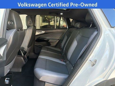 Certified 2023 Volkswagen ID.4 Pro S image 19