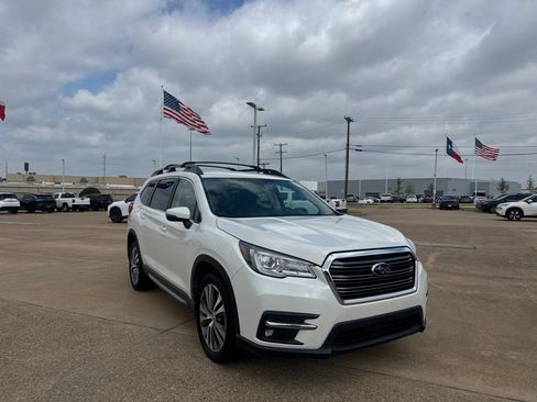 Used 2020 Subaru Ascent Limited w/ Popular Package #3 AWD/4WD image 1