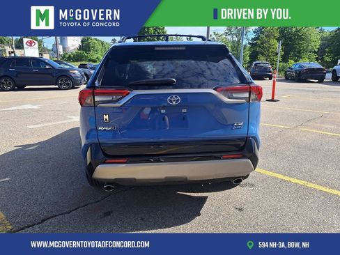 Used 2025 Toyota RAV4 XSE w/ Advanced Technology Package AWD/4WD image 4