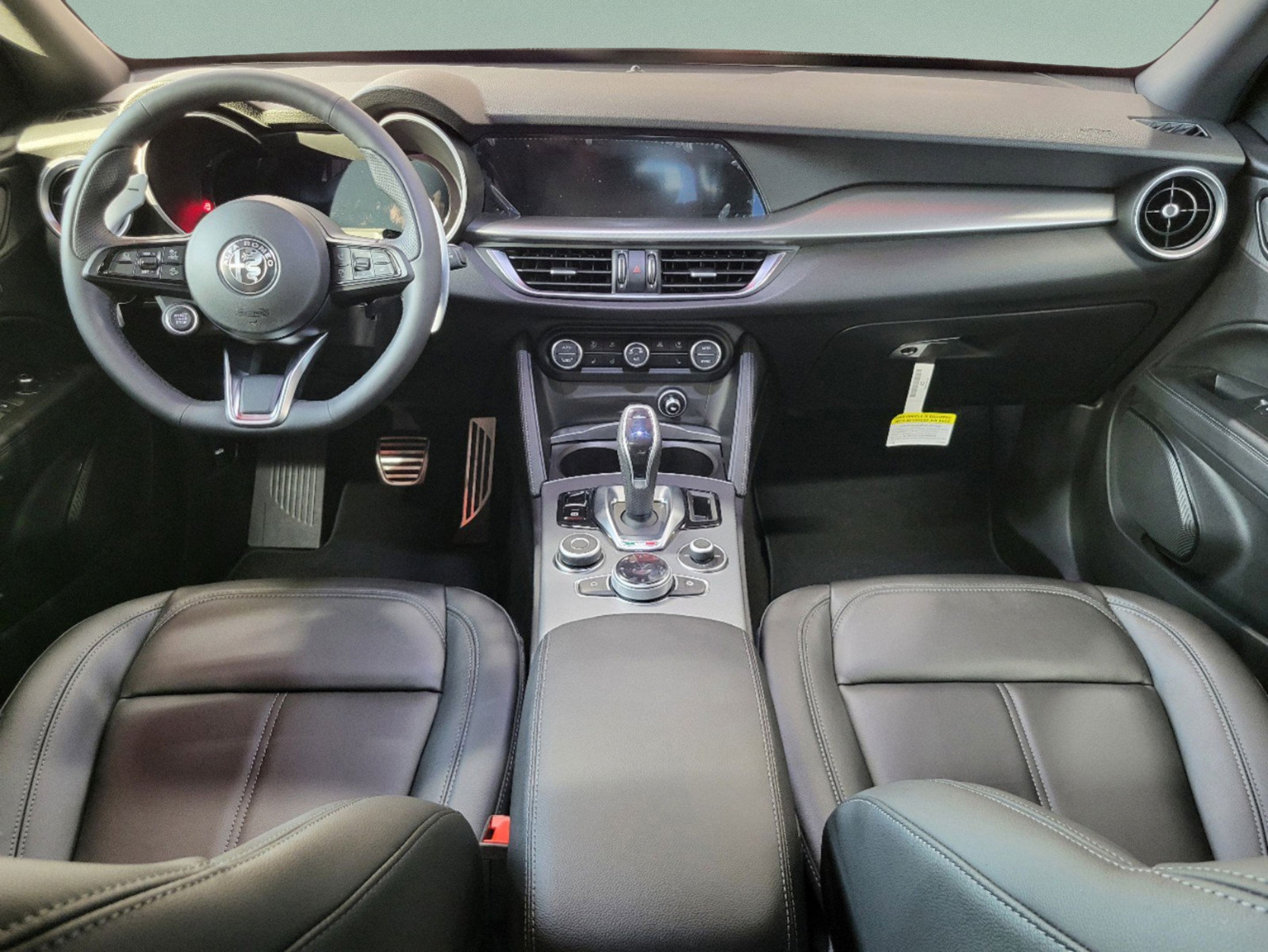 New 2025 Alfa Romeo Stelvio Sprint AWD/4WD image 20
