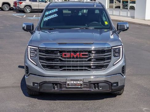 Used 2025 GMC Sierra 1500 SLT AWD/4WD image 31