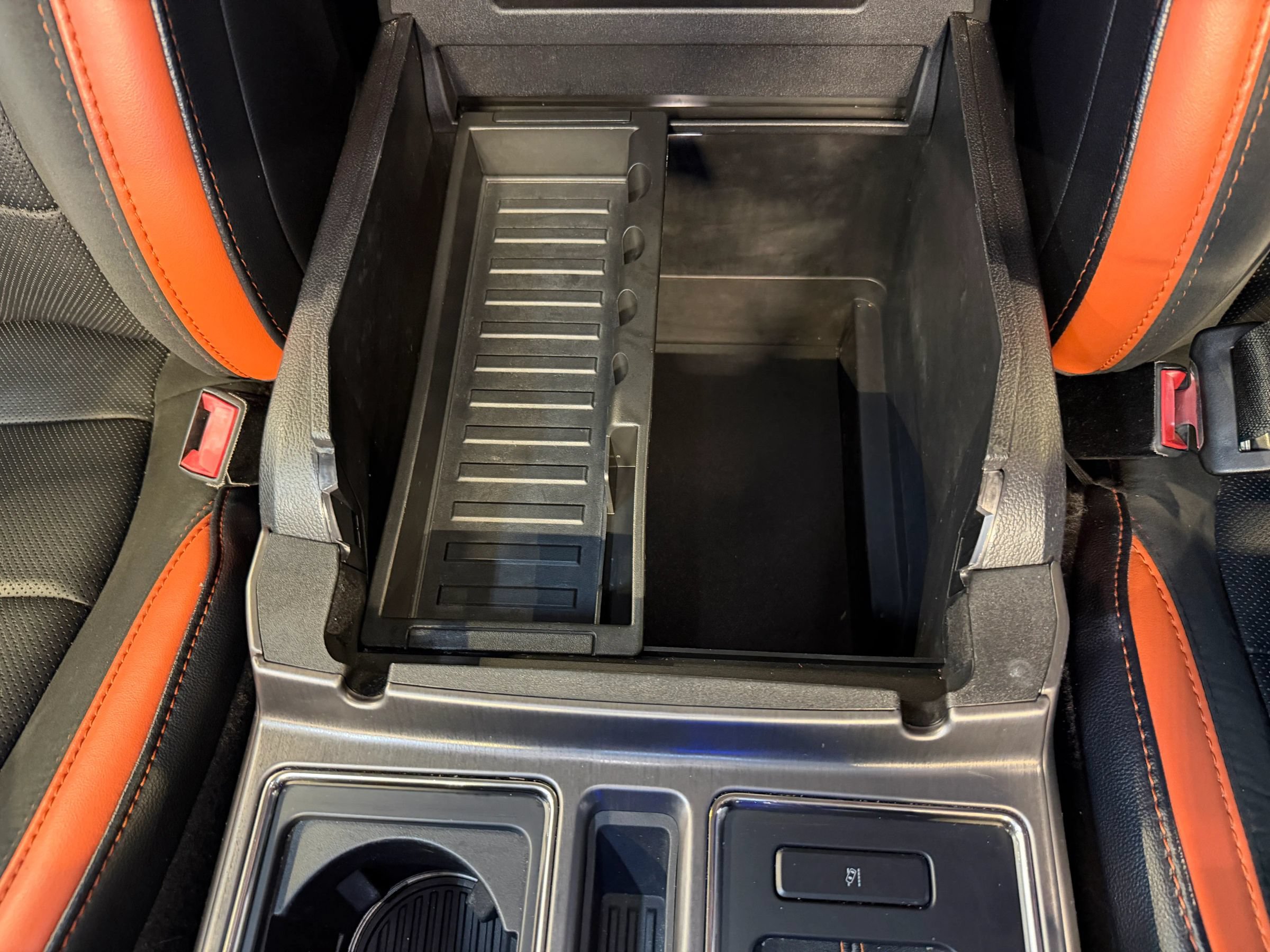 Used 2018 Ford F150 Raptor w/ Equipment Group 802A Luxury AWD/4WD image 30