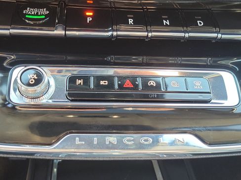 Used 2023 Lincoln Corsair AWD w/ Equipment Group 102A image 29