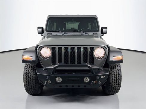 Used 2022 Jeep Wrangler Unlimited Sport AWD/4WD image 2