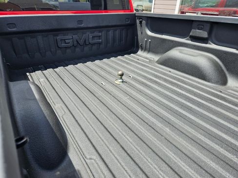 Used 2016 GMC Sierra 2500 SLE w/ SLE Preferred Package AWD/4WD image 16
