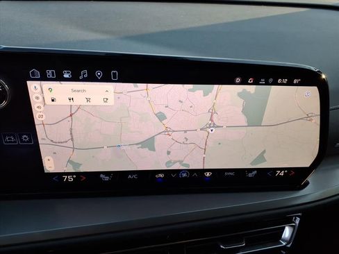 New 2026 Chevrolet Traverse LT w/ Driver Confidence Package image 21