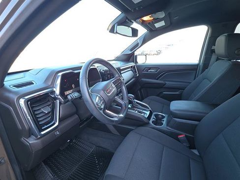 Used 2024 GMC Canyon Elevation w/ Convenience Package RWD image 12