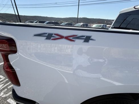 Certified 2023 Chevrolet Silverado 1500 LT image 12